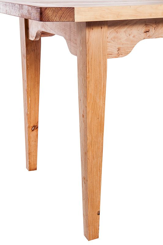 Matbord i al och björk Outlet 2 Matbord i al och björk Outlet